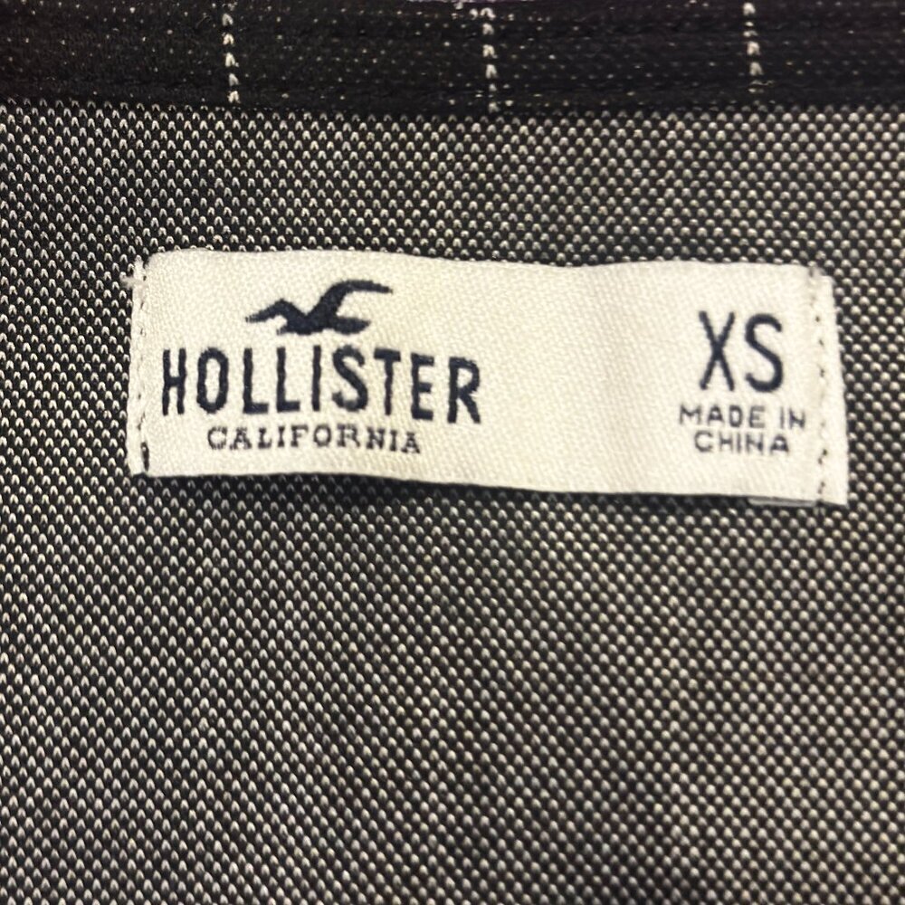 Hollister Black Pinstripe Button Front Crop Top | Women’s XS - Picture 3 of 3